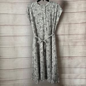 Vintage Haband for Her Floral Dress Black White Tie Belt Button Down Top 18P